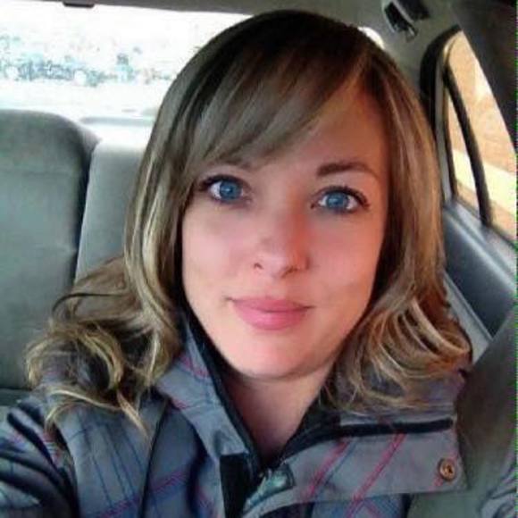 Meet your Posher, Veronique - Picture 1 of 1